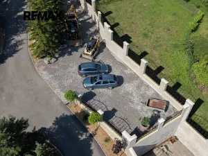 Prodej vily, Králův Dvůr, Pod Lesem, 708 m2