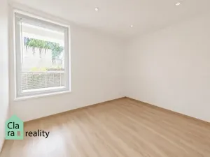 Pronájem bytu 3+kk, Praha - Podolí, Jeremenkova, 72 m2