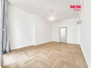 Pronájem bytu 2+kk, Praha - Bubeneč, Eliášova, 59 m2