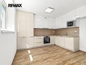 Prodej bytu 4+kk, Bdeněves, 78 m2