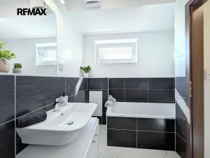 Pronájem bytu 2+kk, Praha - Hlubočepy, Hugo Haase, 55 m2