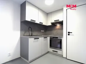Pronájem bytu 2+kk, Ostrava - Moravská Ostrava, 28. října, 35 m2