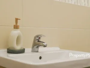 Prodej bytu 2+kk, Praha - Řeporyje, Kakosova, 42 m2