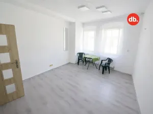 Pronájem bytu 1+1, Toužim, Farní, 40 m2