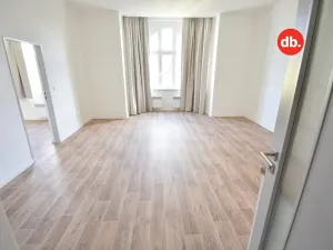 Pronájem bytu 3+kk, Karlovy Vary, Táborská, 80 m2