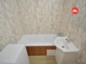Pronájem bytu 2+1, Toužim, Na Zámecké, 67 m2
