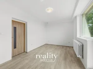 Pronájem bytu 3+1, Znojmo, Oblekovická, 105 m2
