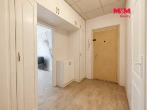 Pronájem bytu 1+1, Kadaň, Chomutovská, 35 m2
