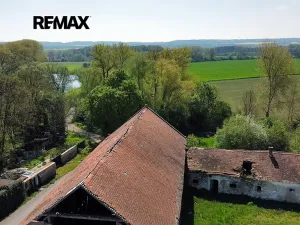 Prodej zemědělského objektu, Počedělice, 2500 m2