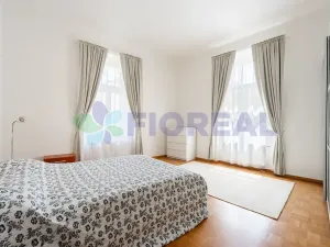 Pronájem bytu 3+kk, Praha - Smíchov, Zborovská, 76 m2