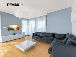 Pronájem bytu 2+kk, Praha - Žižkov, Ke kapslovně, 70 m2