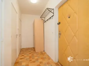 Pronájem bytu 1+1, Odolena Voda, Komenského, 35 m2