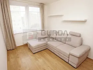 Pronájem bytu 2+kk, Praha - Troja, Hnězdenská, 36 m2
