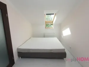 Pronájem bytu 2+kk, Praha - Žižkov, Cimburkova, 46 m2