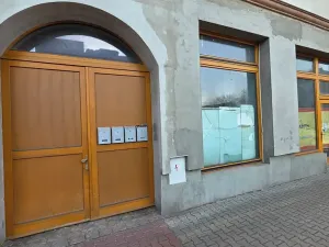 Dražba vícegeneračního domu, Náchod, Komenského, 1000 m2