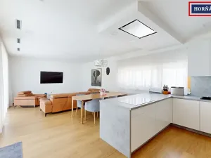 Prodej rodinného domu, Ochoz u Brna, 288 m2