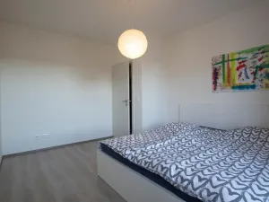 Pronájem bytu 3+kk, Praha - Vysočany, Svatošových, 72 m2