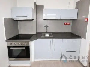 Pronájem bytu 1+kk, Liberec, Na Pískovně, 20 m2