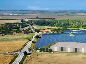 Prodej skladu, Brno, 10000 m2