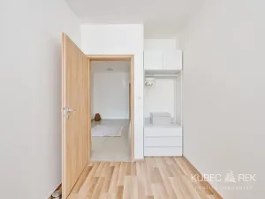 Pronájem bytu 3+kk, Praha - Uhříněves, Oty Bubeníčka, 86 m2