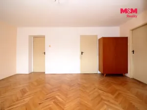 Prodej bytu 2+1, Hradec Králové, Ladova, 60 m2