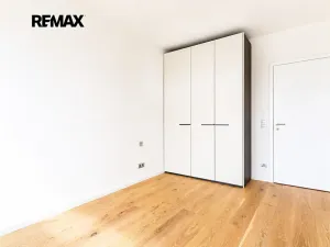 Prodej bytu 3+kk, Praha - Libeň, Menclova, 101 m2
