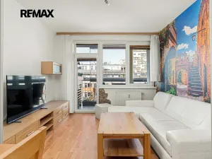 Pronájem bytu 2+kk, Praha - Vysočany, Podkovářská, 54 m2