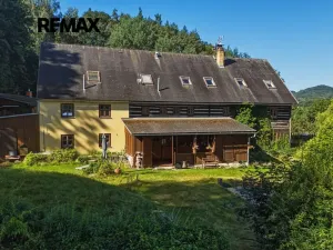 Prodej rodinného domu, Cvikov, 556 m2