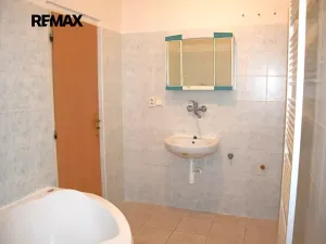 Prodej bytu 2+1, Plzeň, Ořechová, 70 m2