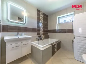 Prodej rodinného domu, Velenka, 152 m2