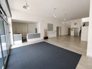 Pronájem výrobních prostor, Brno, Šujanovo náměstí, 134 m2