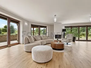 Prodej rodinného domu, Rybí, 340 m2