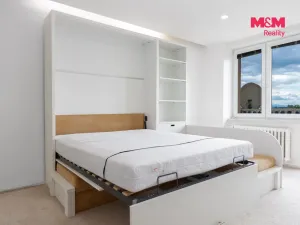 Prodej bytu 2+1, Ostrava - Mariánské Hory, Korunní, 58 m2