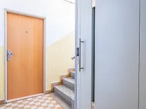 Pronájem bytu 2+1, České Budějovice - České Budějovice 5, Dobrovodská, 56 m2