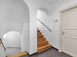 Pronájem kanceláře, Hradec Králové, Malé náměstí, 89 m2