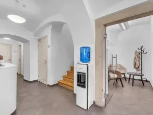 Pronájem kanceláře, Hradec Králové, Malé náměstí, 112 m2