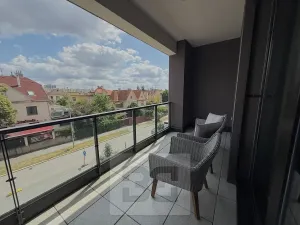 Pronájem bytu 1+kk, Praha - Strašnice, Na palouku, 32 m2