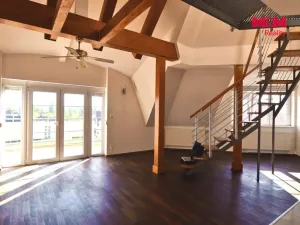 Pronájem bytu 5+kk, Praha - Hloubětín, V Novém Hloubětíně, 162 m2