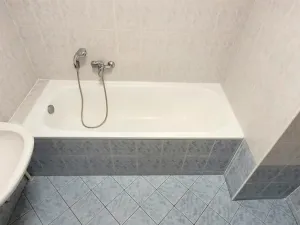 Pronájem bytu 1+kk, Smržovka, náměstí T. G. Masaryka, 40 m2