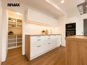 Pronájem bytu 5+kk, Plzeň, U Borských kasáren, 114 m2