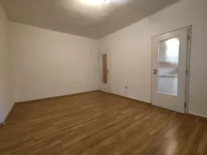 Pronájem bytu 1+1, Vsetín, Těšíkov, 35 m2