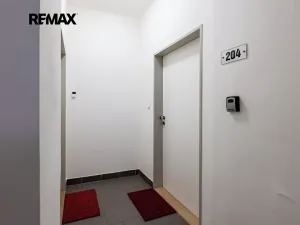 Pronájem bytu 2+kk, Praha - Nové Město, Legerova, 34 m2