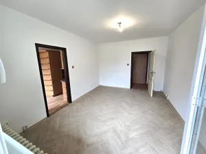 Prodej bytu 3+1, Bruntál, Uhlířská, 73 m2