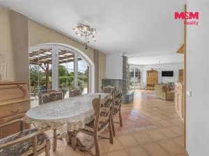 Prodej rodinného domu, Černíkovice, 280 m2