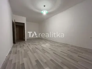 Pronájem bytu 3+1, Orlová, Vnitřní, 81 m2