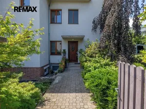 Prodej vily, Praha - Dejvice, U dejvického rybníčku, 400 m2