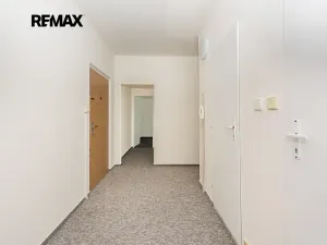 Prodej bytu 3+1, Plzeň, Kralovická, 68 m2