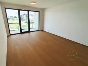 Pronájem bytu 1+kk, Praha - Dolní Chabry, Za Pískovnou, 41 m2
