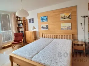 Pronájem bytu 2+1, Brno, Nezvalova, 56 m2