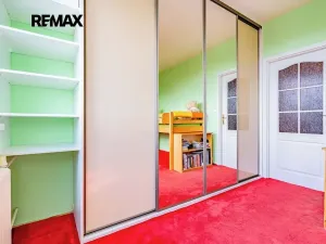 Prodej bytu 4+1, Praha - Hlubočepy, Renoirova, 90 m2